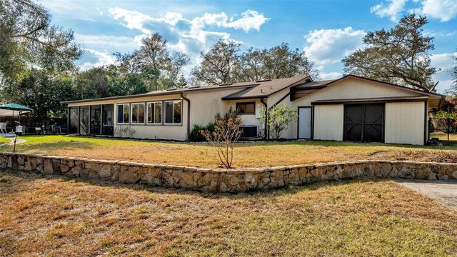 64 PINE FOREST DRIVE, Haines City, FL 33844