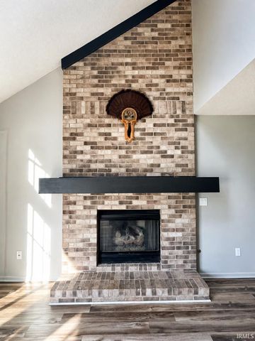 10433 Cherry Creek Road, Fort Wayne, IN 46818