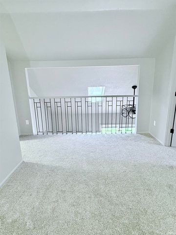 10433 Cherry Creek Road, Fort Wayne, IN 46818