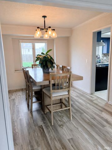 10433 Cherry Creek Road, Fort Wayne, IN 46818