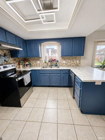 10433 Cherry Creek Road, Fort Wayne, IN 46818