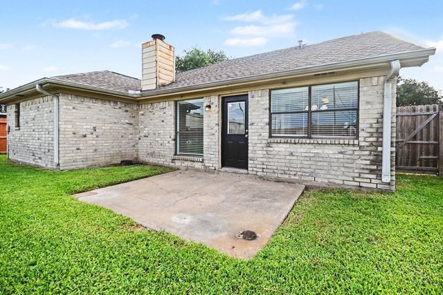 1227 Mission Drive, La Porte, TX 77571