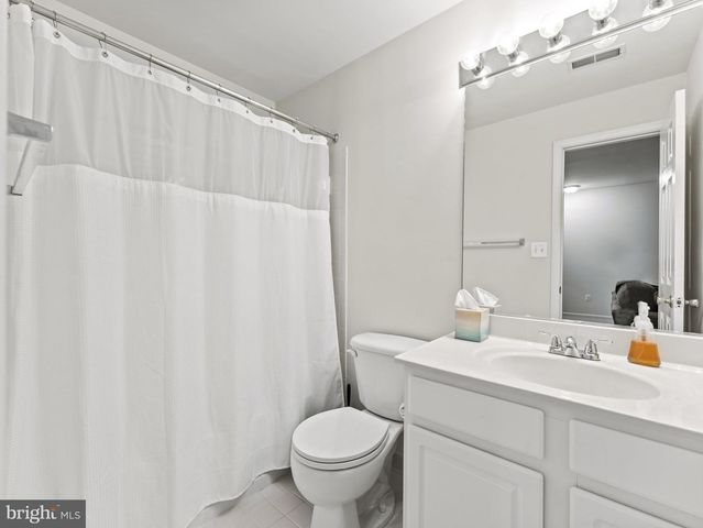 8873 ROYAL DOULTON LN, Fairfax, VA 22031