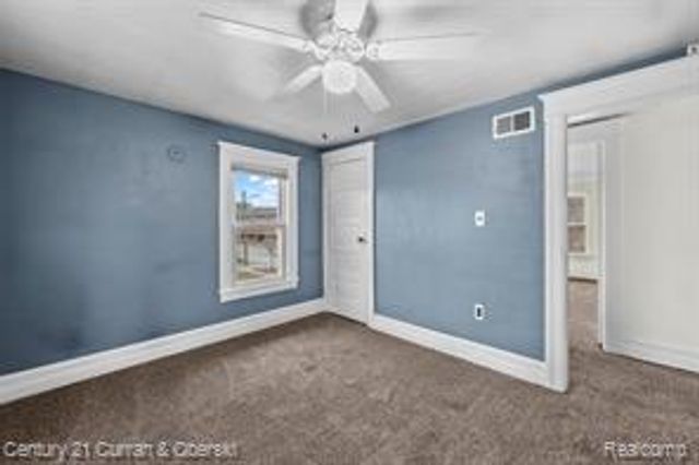 902 S Washington Avenue, Royal Oak, MI 48067