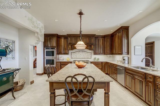 14250 Aiken Ride View, Colorado Springs, CO 80926