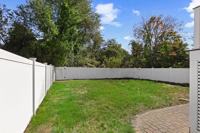 6 Saugus Avenue A, Saugus, MA 01906