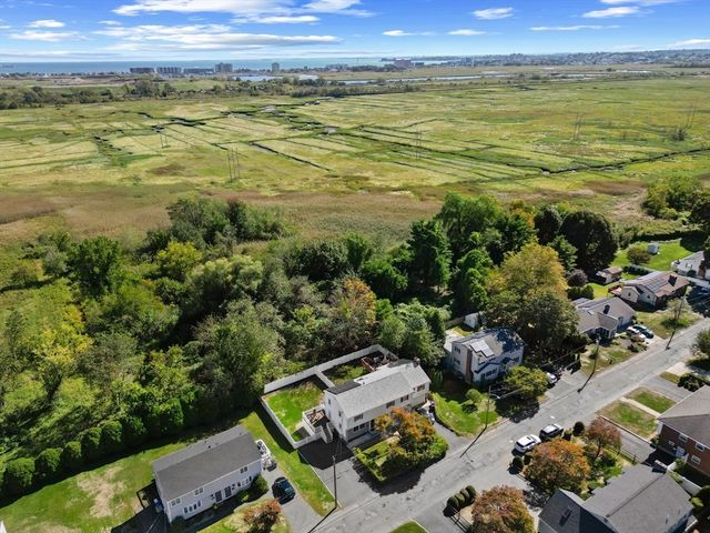 6 Saugus Avenue A, Saugus, MA 01906