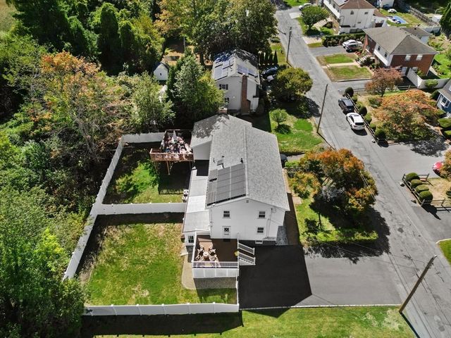 6 Saugus Avenue A, Saugus, MA 01906