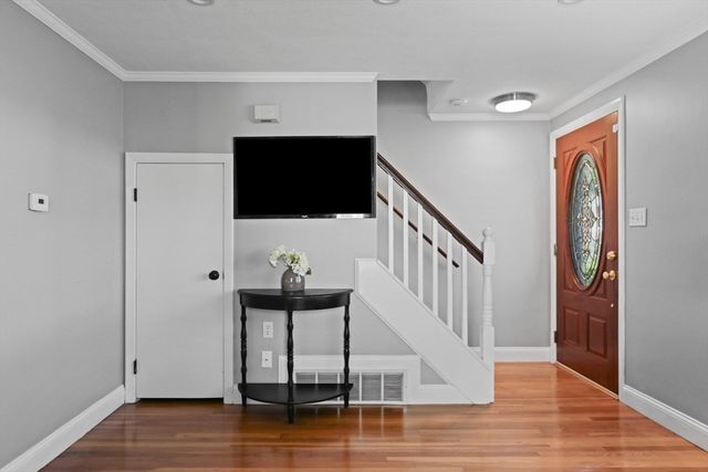 6 Saugus Avenue A, Saugus, MA 01906