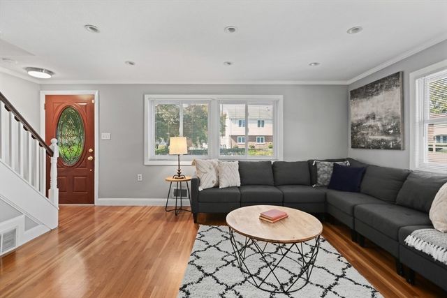 6 Saugus Avenue A, Saugus, MA 01906