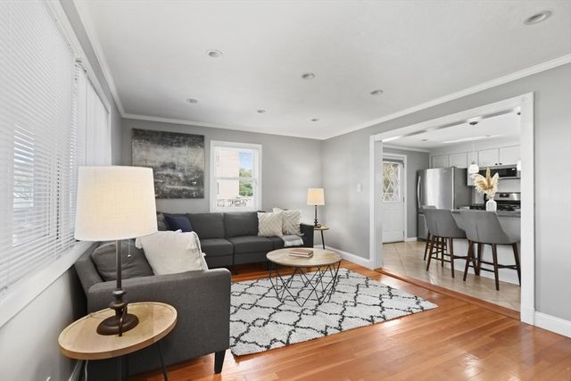 6 Saugus Avenue A, Saugus, MA 01906