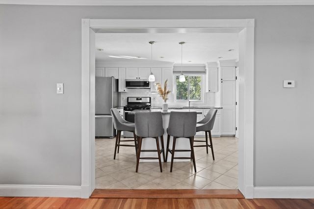 6 Saugus Avenue A, Saugus, MA 01906