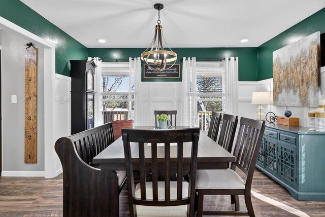 S43W33485 Edwards DRIVE, Dousman, WI 53118