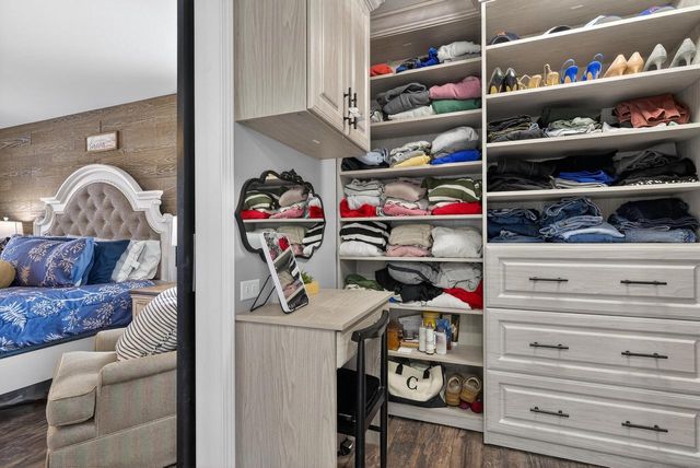 S43W33485 Edwards DRIVE, Dousman, WI 53118