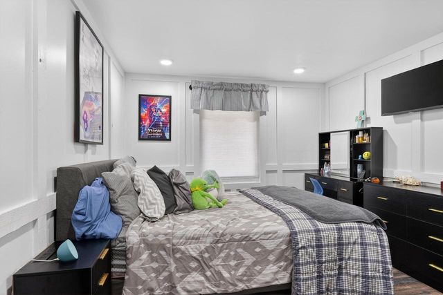 S43W33485 Edwards DRIVE, Dousman, WI 53118