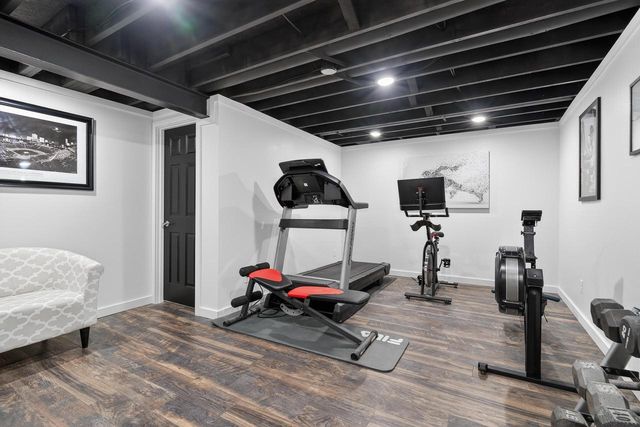 S43W33485 Edwards DRIVE, Dousman, WI 53118