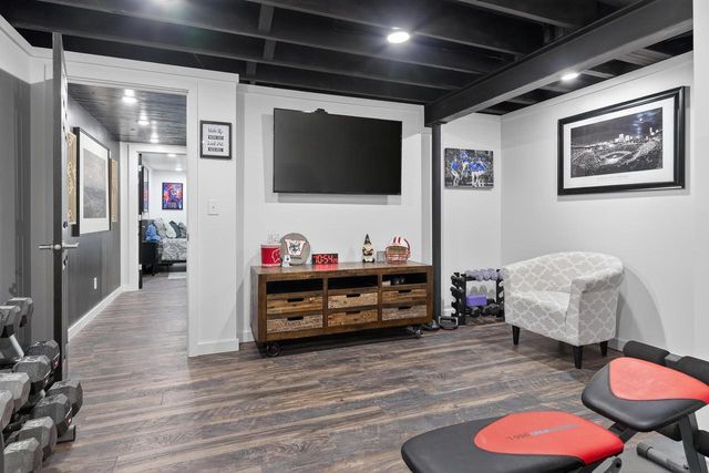 S43W33485 Edwards DRIVE, Dousman, WI 53118