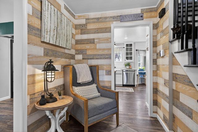 S43W33485 Edwards DRIVE, Dousman, WI 53118