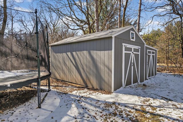 S43W33485 Edwards DRIVE, Dousman, WI 53118