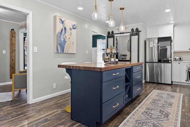 S43W33485 Edwards DRIVE, Dousman, WI 53118