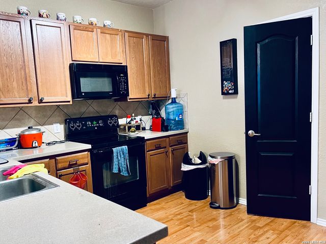 6126 S Jolie, San Antonio, TX 78240