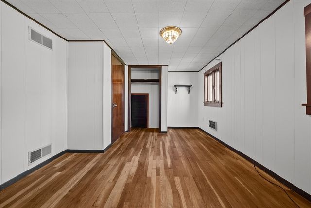 810 Collier, Carnegie, PA 15106