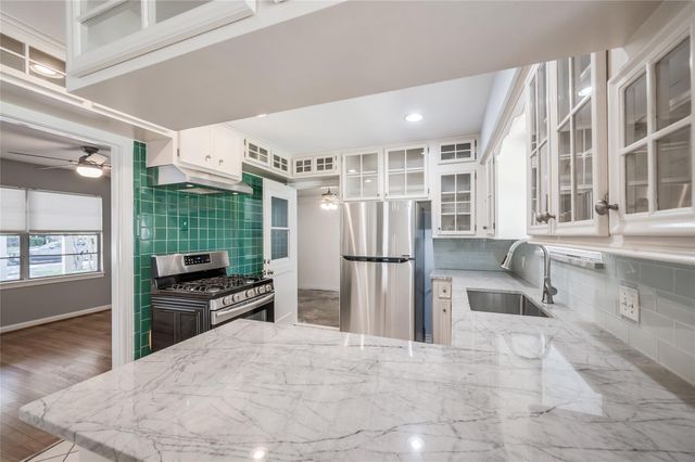 3322 Elmridge Street, Houston, TX 77025