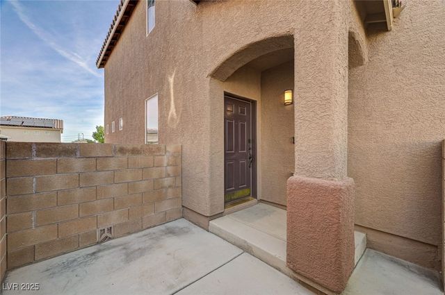 10610 Blue Larkspur Court, Las Vegas, NV 89141