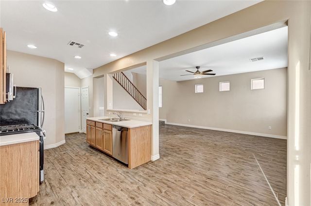 10610 Blue Larkspur Court, Las Vegas, NV 89141