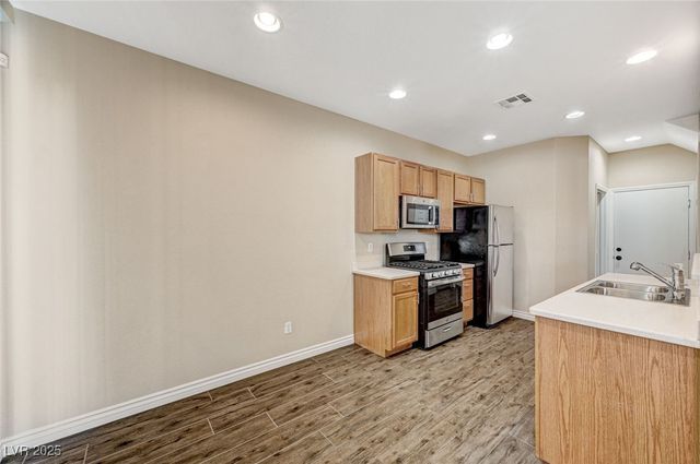 10610 Blue Larkspur Court, Las Vegas, NV 89141