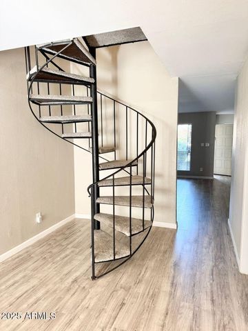 1425 E DESERT COVE Avenue 2, Phoenix, AZ 85020