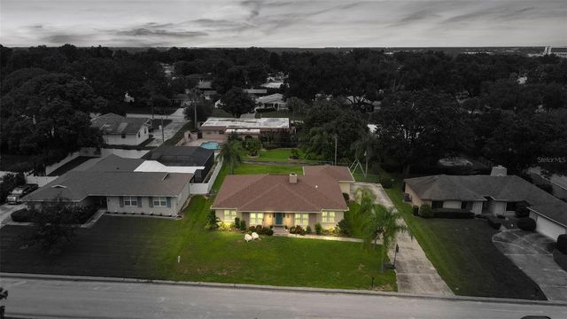 1736 WILSHIRE COURT, Lakeland, FL 33813