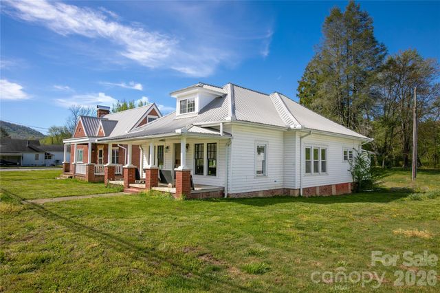 220 Main Street, Rosman, NC 28772