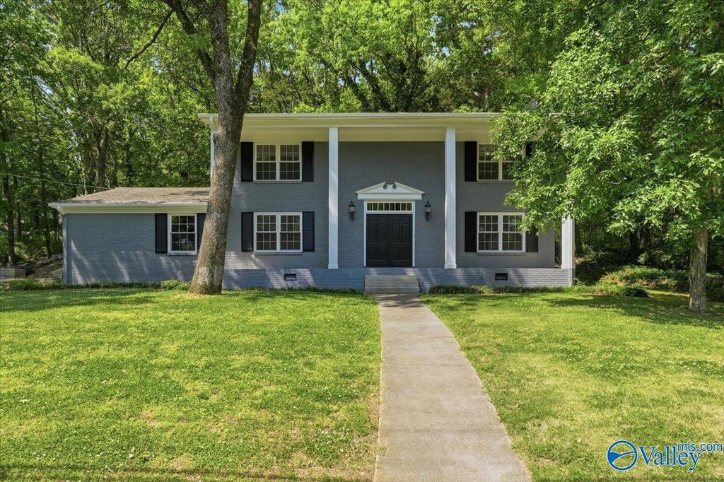 11013 Vivian Drive NW, Huntsville, AL 35810