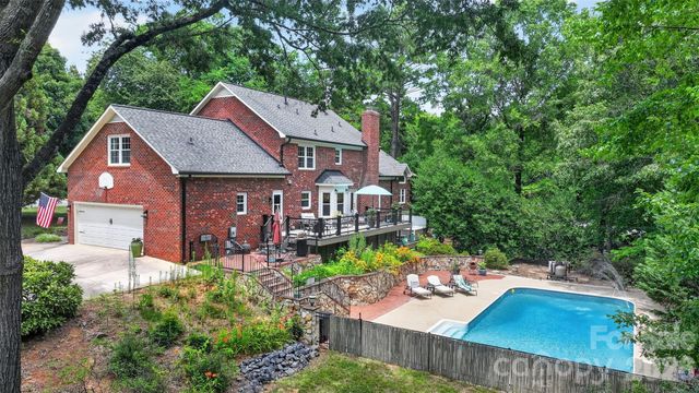 5843 Potomac Drive NW, Concord, NC 28027