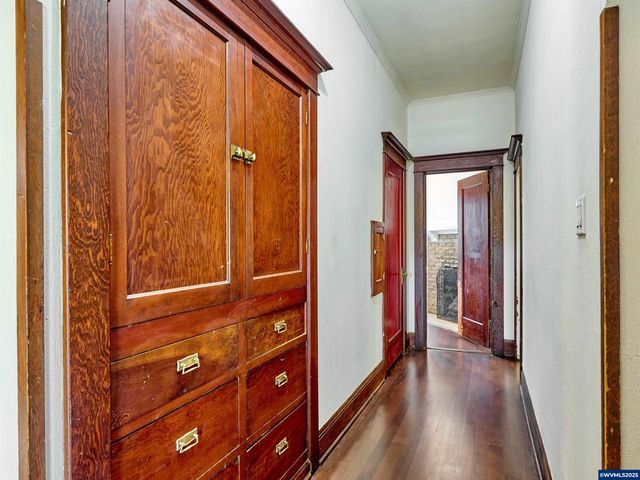 955 Bryan St, Woodburn, OR 97071