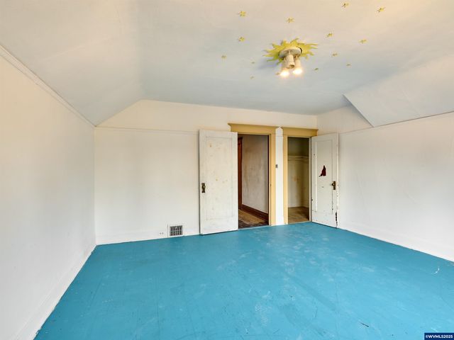 955 Bryan St, Woodburn, OR 97071