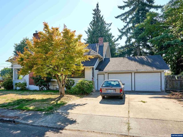 955 Bryan St, Woodburn, OR 97071