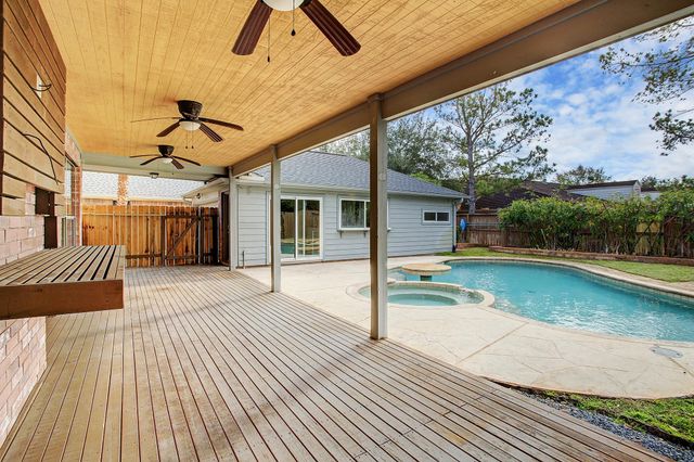 23107 Lodgepoint Drive, Katy, TX 77494