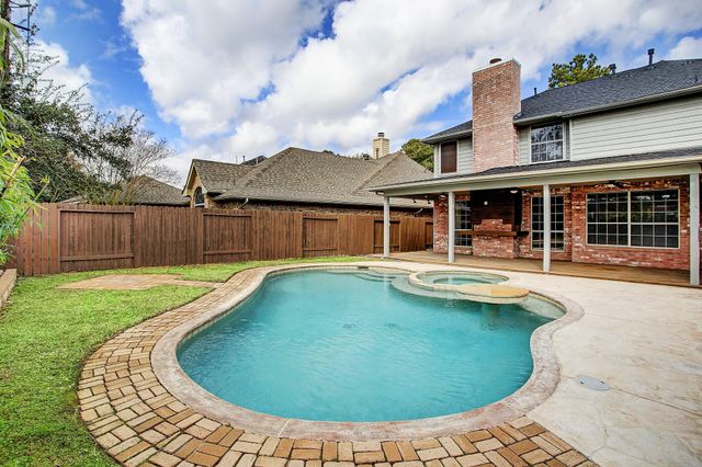 23107 Lodgepoint Drive, Katy, TX 77494