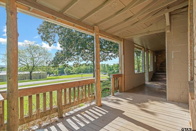 505 N Willis Street, Daingerfield, TX 75638