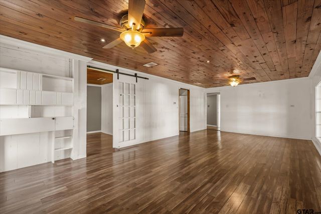 505 N Willis Street, Daingerfield, TX 75638