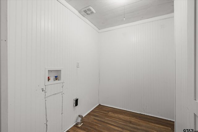 505 N Willis Street, Daingerfield, TX 75638