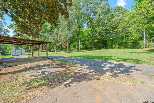 505 N Willis Street, Daingerfield, TX 75638