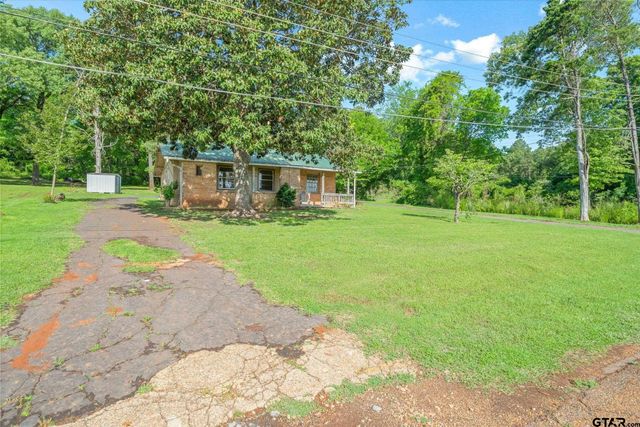 505 N Willis Street, Daingerfield, TX 75638
