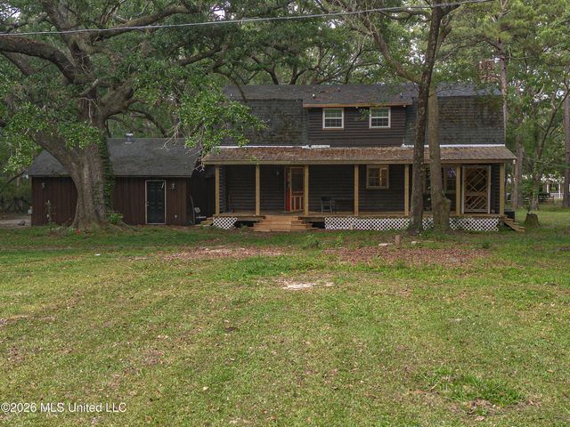 11021 Johns Bayou Road, Vancleave, MS 39565
