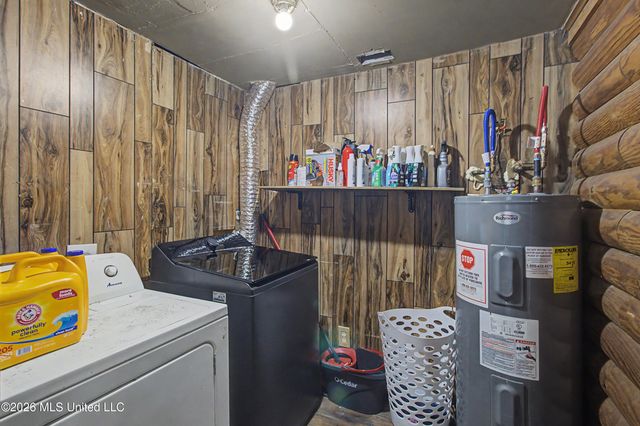 11021 Johns Bayou Road, Vancleave, MS 39565