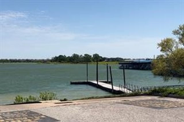 5212 Bluewater Drive, Frisco, TX 75036