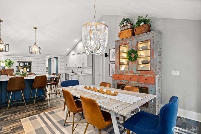 26002 SE 208th, Maple Valley, WA 98038