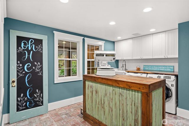 26002 SE 208th, Maple Valley, WA 98038